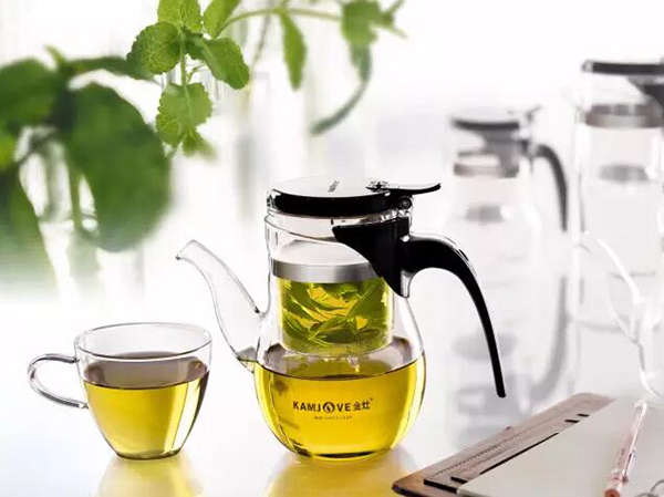 为何古人泡茶不用玻璃茶具 玻璃茶具泡茶的好处