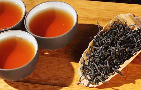 祁门红茶有烟熏味正常吗