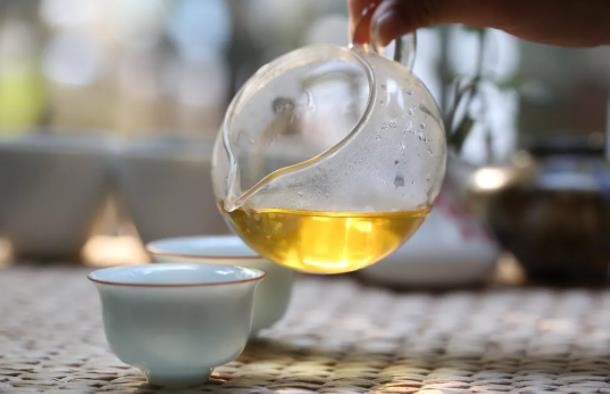 普洱茶与普洱市有什么关系？