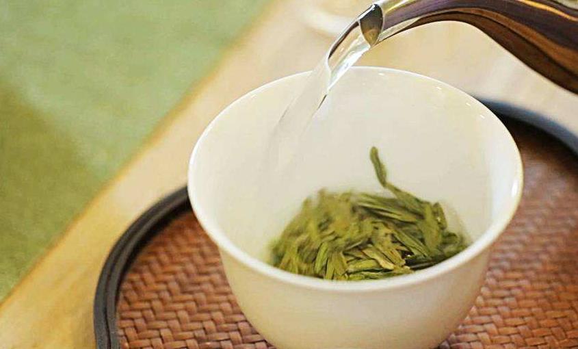 绿茶的冲泡方法和手法，实用泡茶水温技巧