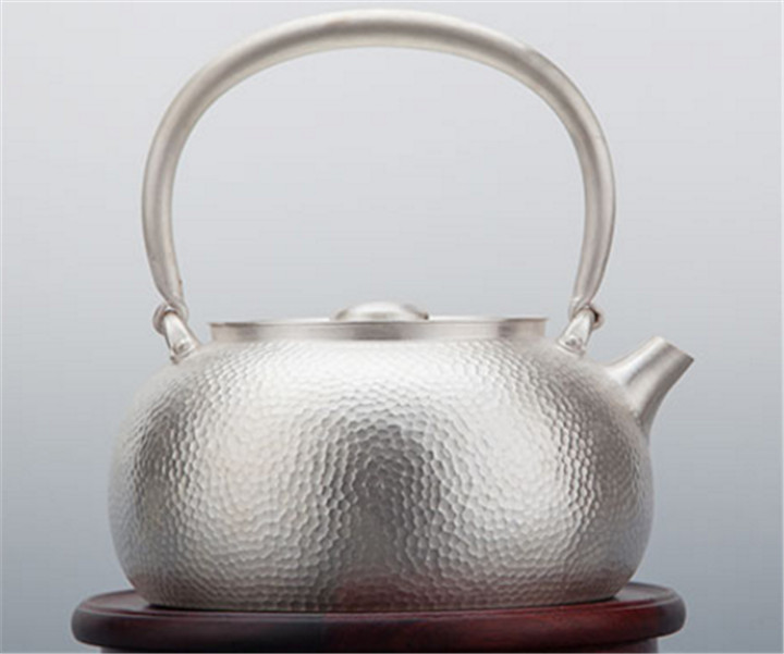 银壶与各材质茶壶泡茶之间有什么区分？