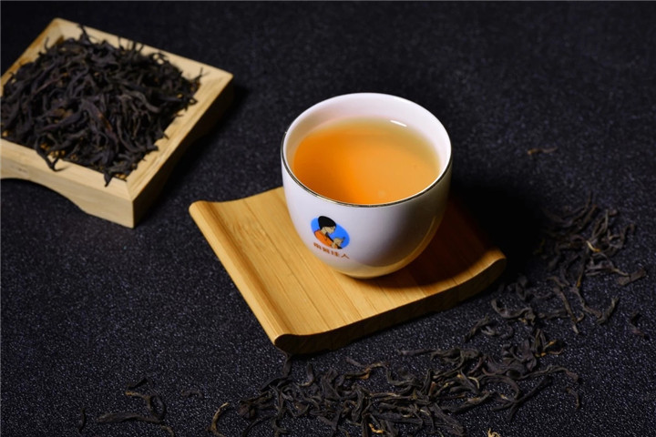你知道茶席上的基础茶具是什么吗？