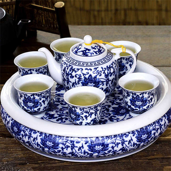 青花瓷茶具好吗 青花瓷茶具瓷器茶具的巅峰代表