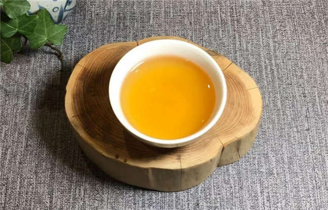 普洱沱茶与普洱散茶的品质特征