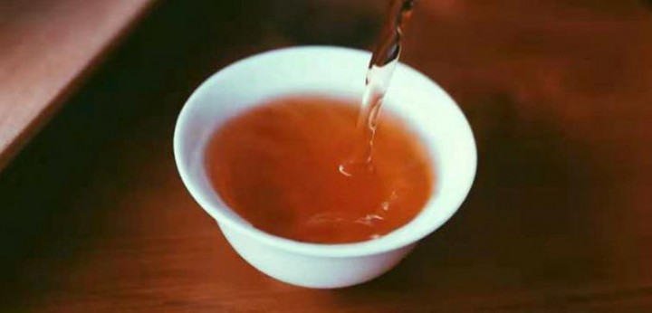 黑茶的冲泡方法，水温以及比例是多少？